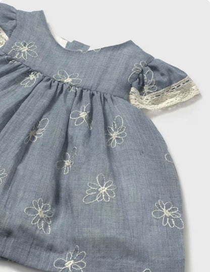 Vestido con cubrepañal bordado recién nacida