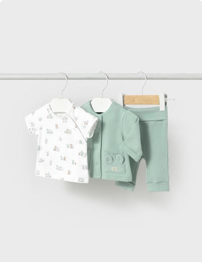Chándal con camiseta estampada recién nacida