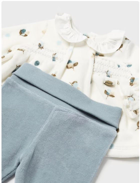 1 Conjunto polaina y camiseta cuello