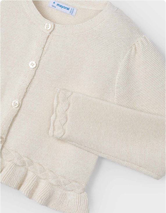Rebeca tricot detalles trenzados niña
