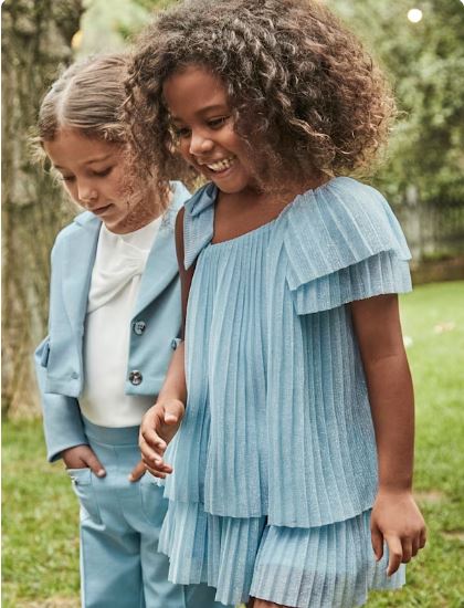 Vestido asimétrico plisado niña