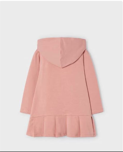 Vestido frenela con aplicacion de muñequita niña