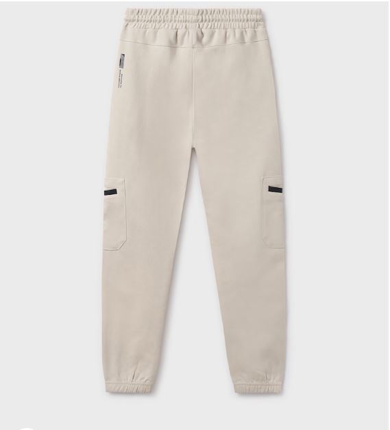 Pantalón casual contrastes chicos