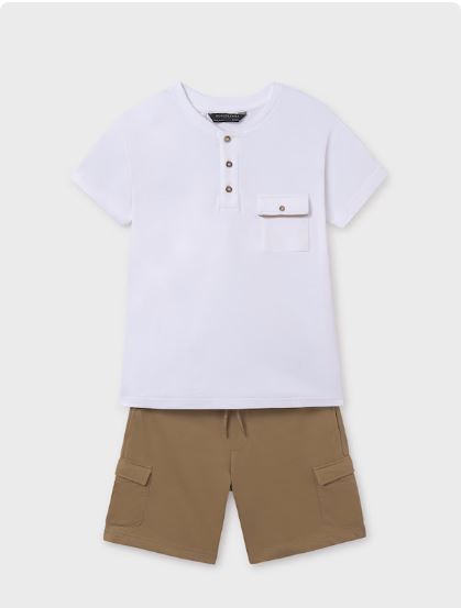 Conjunto bermuda y camiseta cuello panadero chicos