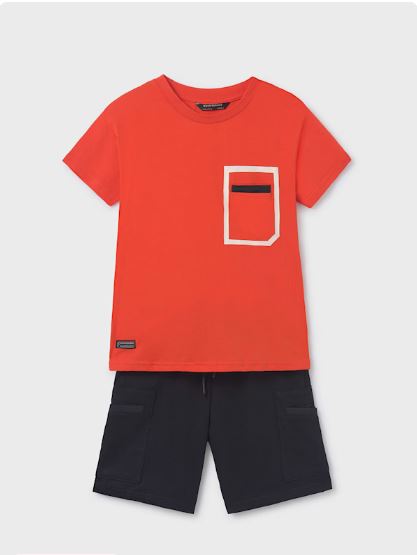 Conjunto bermuda y camiseta contrastes chicos