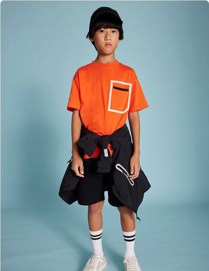 Conjunto bermuda y camiseta contrastes chicos