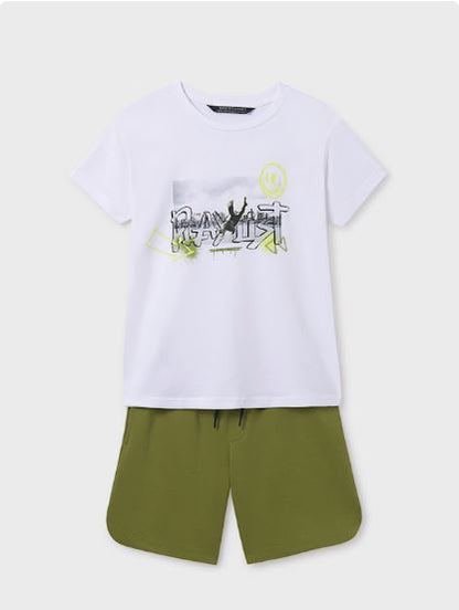 Conjunto bermuda y camiseta urbana chicos